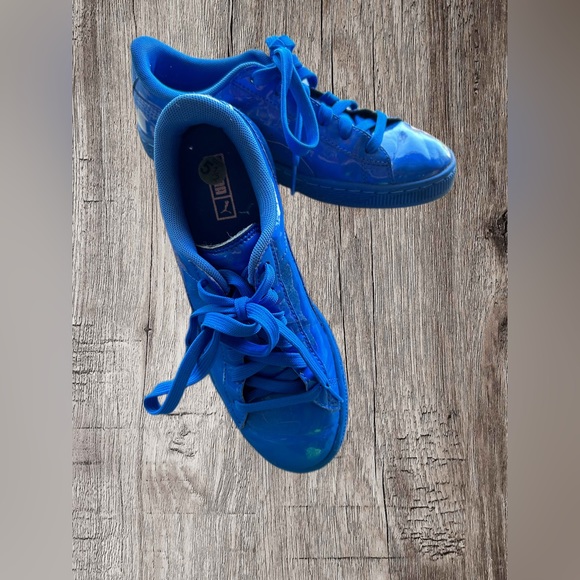 Puma - Picture 1 of 3